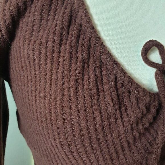 Aeropostale Womens Cropped Sweater XL Brown Ribbed Tie-Front Butter Soft Cottage - Picture 5 of 8